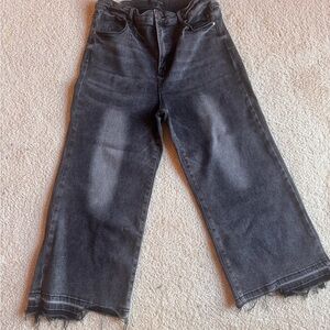 Stylish Black Wide-Leg Women Jeans